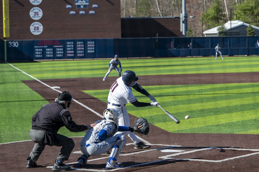 UConn men’s baseball game verses  playing against Hofstra 