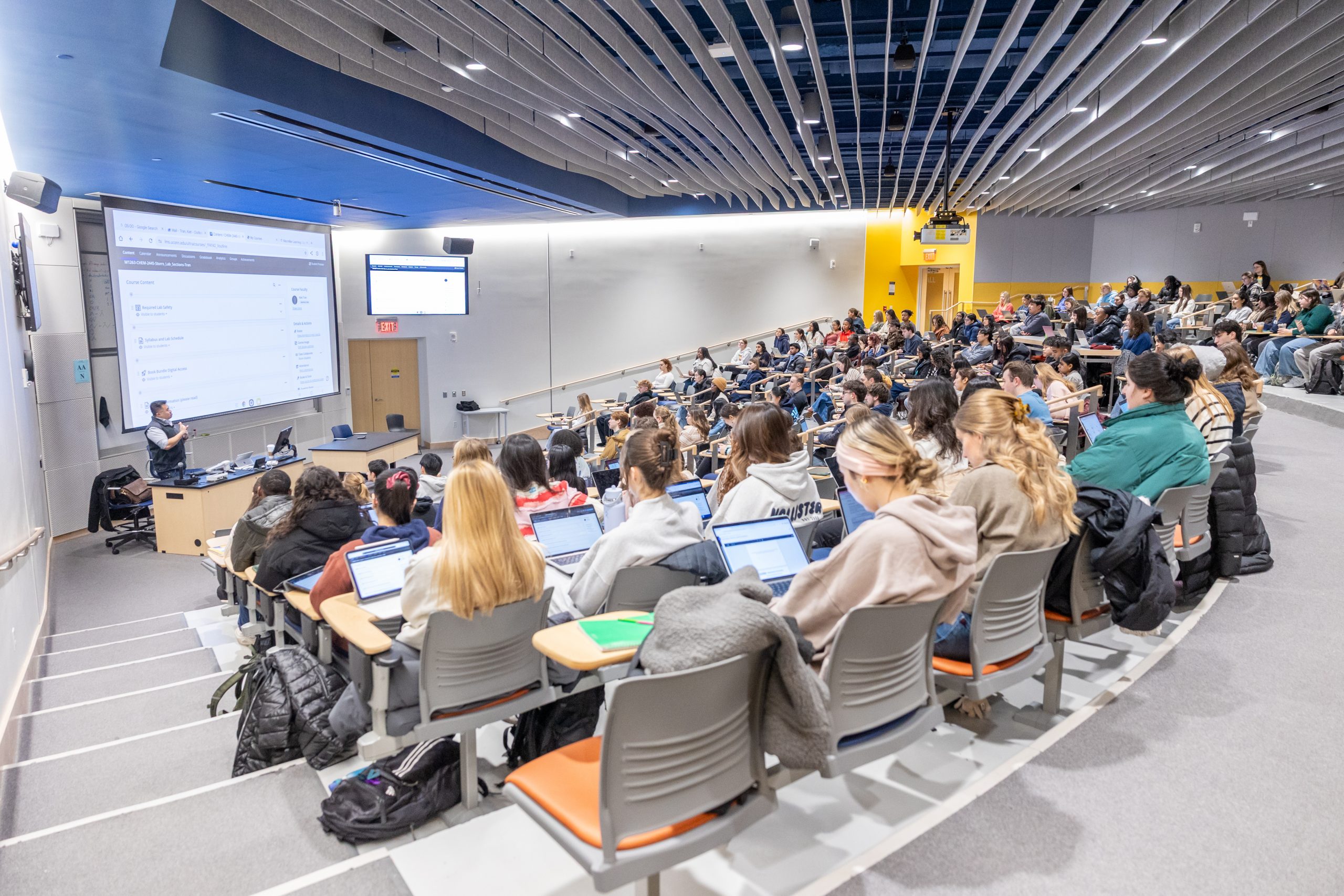 Assistant professor in residence of chemistry Kiet Tran leads his organic chemistry class in 002 Gant West